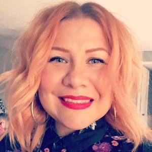 Meet your Posher, Carla